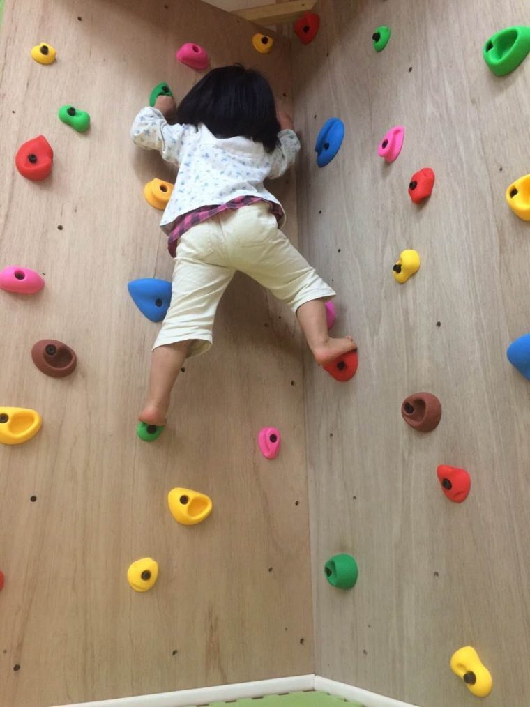 キッズアカデミー