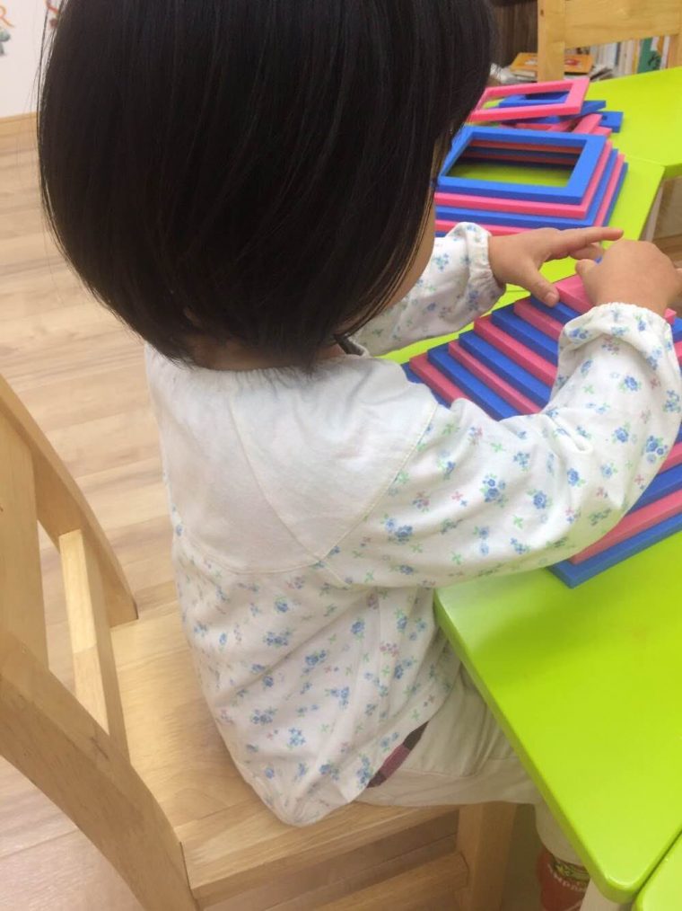 <div class="svaha-2col-item"></div>